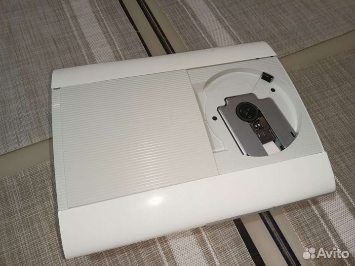 Sony playstation 3 super slim белая 500gb прошитая