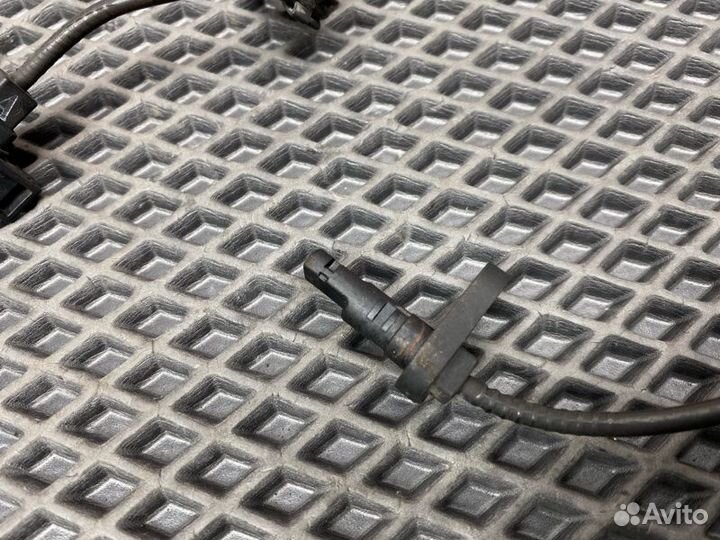 Датчик ABS передний правый Honda Civic FD(4Д) R18A