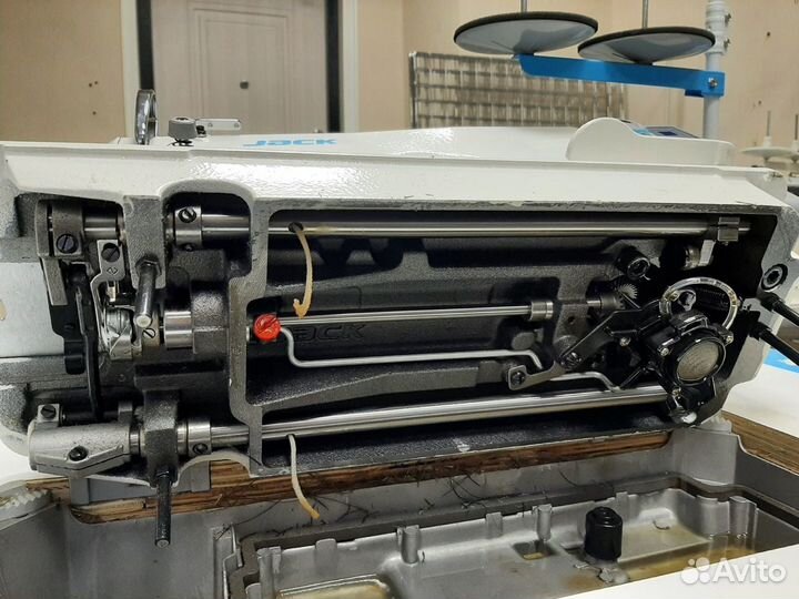 Промышленная швейная машина Jack JK-F4