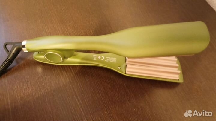 Щипцы для завивки волос