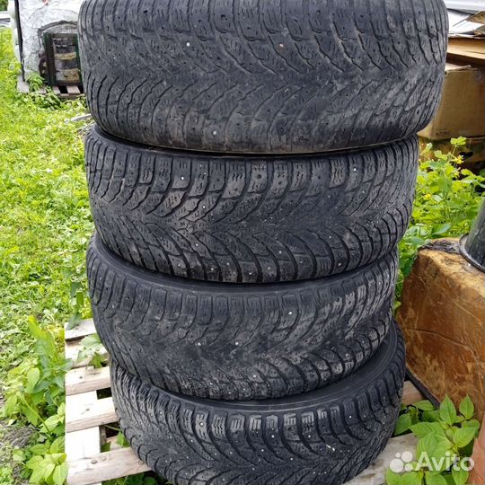 Nokian Tyres Hakkapeliitta 2 215/60 R16