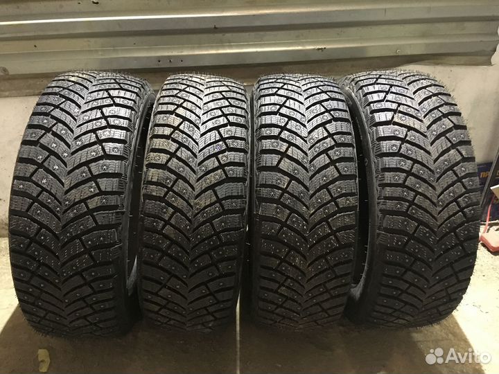 Michelin X-Ice North 4 225/60 R16 113