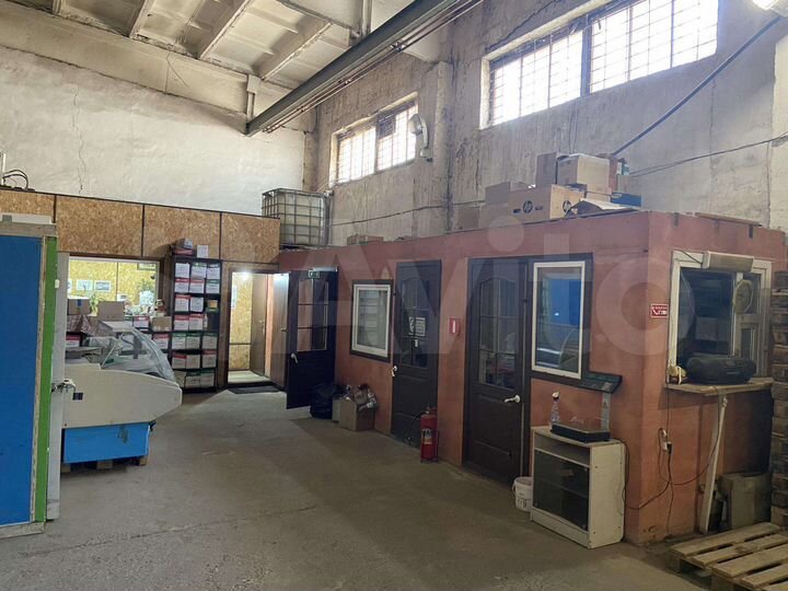 Склад, 300 м²