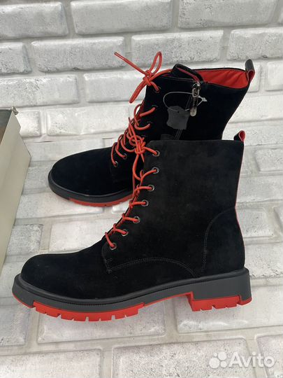 Новые демисезонные ботинки 40 размер нат.замша