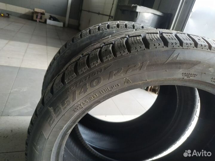 Pirelli P Zero 295/40 R21 111Q