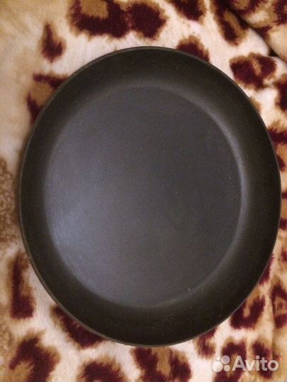 Сковорода чугунная, тефлоновая, утятница, кастрюли