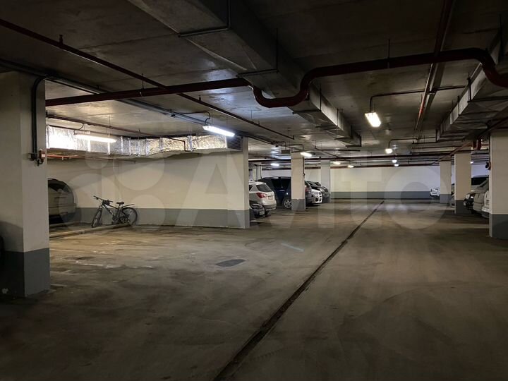 Машиноместо, 15 м²