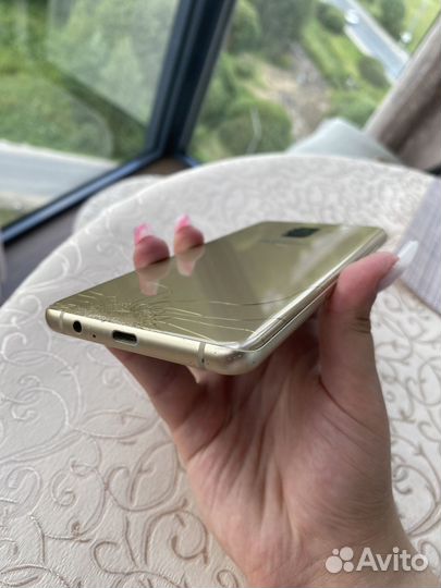 Телефон samsung galaxy A8+