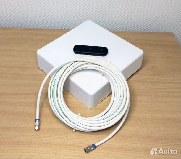 4G модем c WiFi Панельная Антенна. комплект