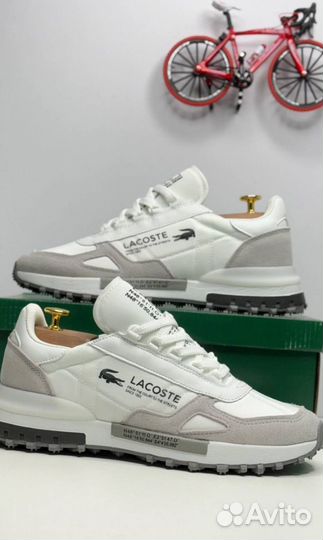 Кроссовки Lacoste эргономичные