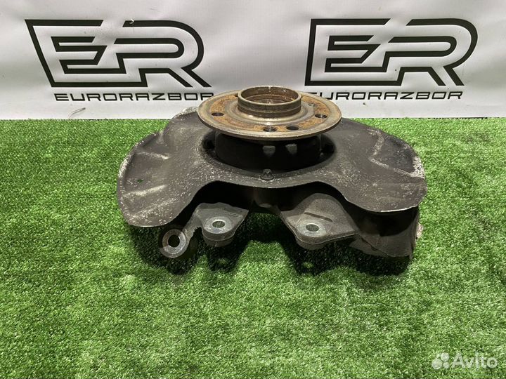 Кулак задний левый Mercedes-Benz GLE W166