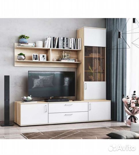 Новая тумба под телевизор 1.8 м