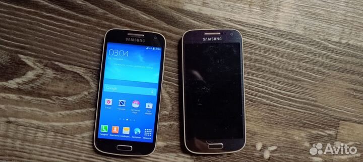 Телефон Samsung S4 mini