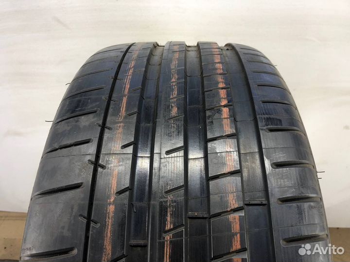 Michelin Pilot Super Sport 245/35 R20