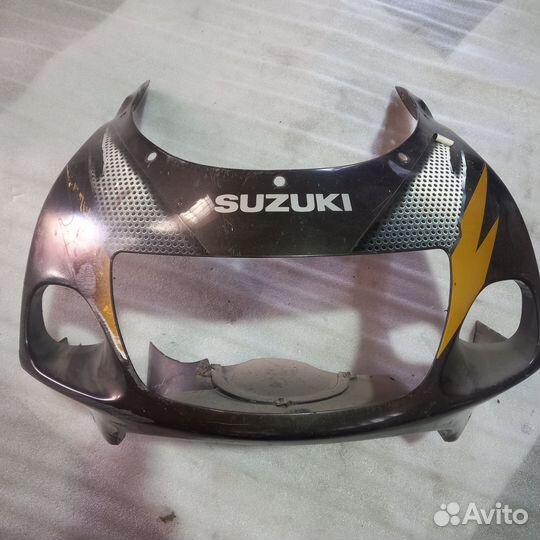 Пластик обтекателя, морда Suzuki gsxr600/750 98-99