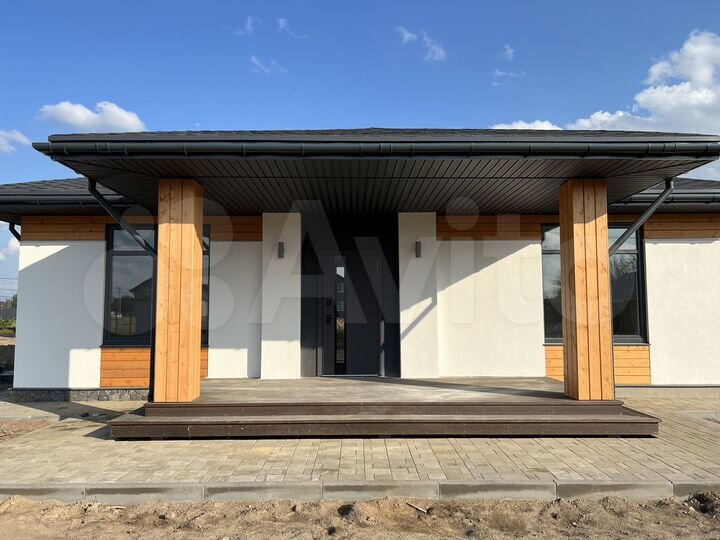 Дом 161,5 м² на участке 9,5 сот.