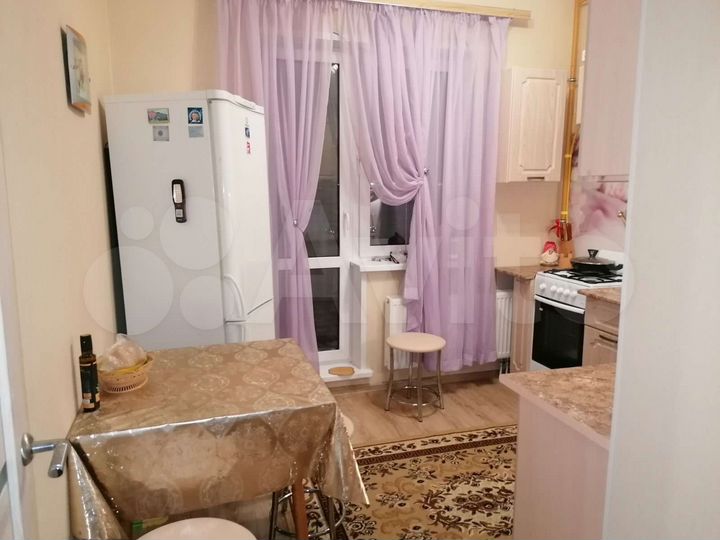 2-к. квартира, 51 м², 2/4 эт.