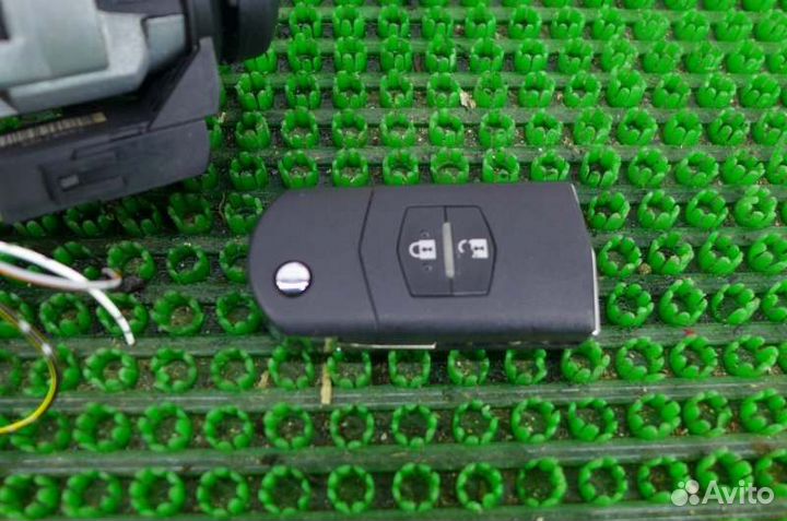 Замок зажигания Mazda Axela BK5P zyve 2007