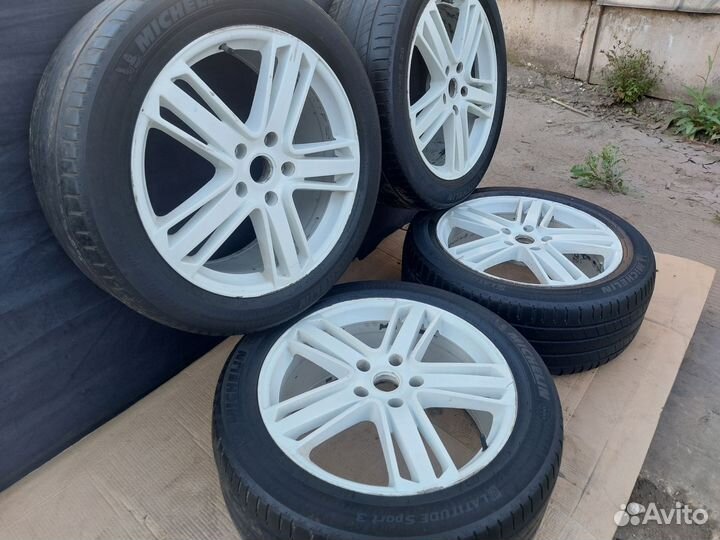 R20 Michelin Latitude Sport 3 275/45, PCD 5x130 DIA 71.6