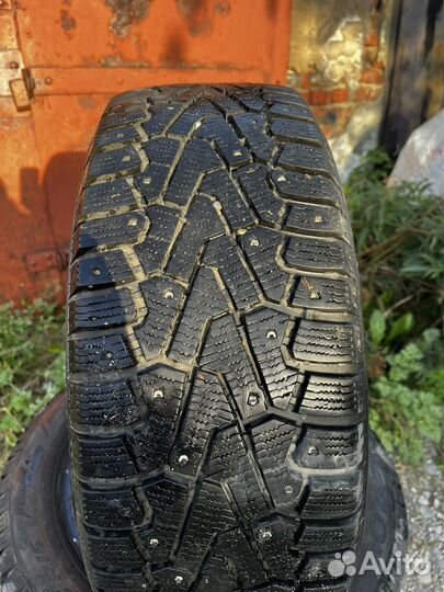 Pirelli Ice Zero 205/55 R16 94T