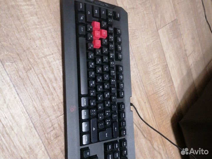 Игровая клавиатура bloody