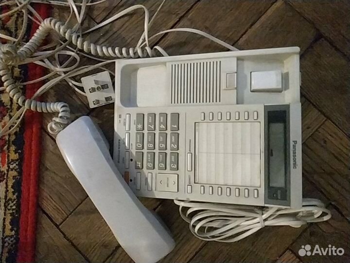 Стационарный телефон