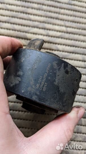 Подушки двигателя Mazda Demio кузов DW