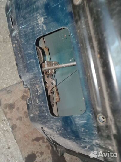 Замки на крышке багажника на шевроле блейзер 1993г