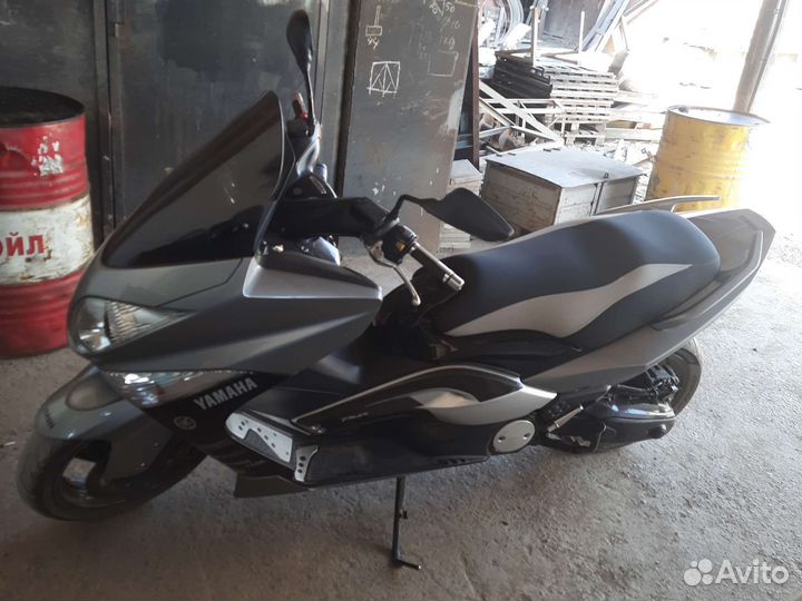 Yamaha T-MAX 500