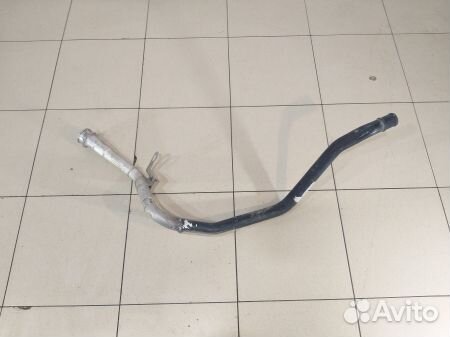 Топливно-заливная горловина