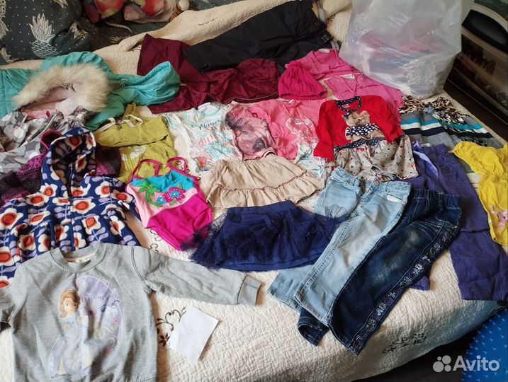 Пакет одежды для девочки на размер 98