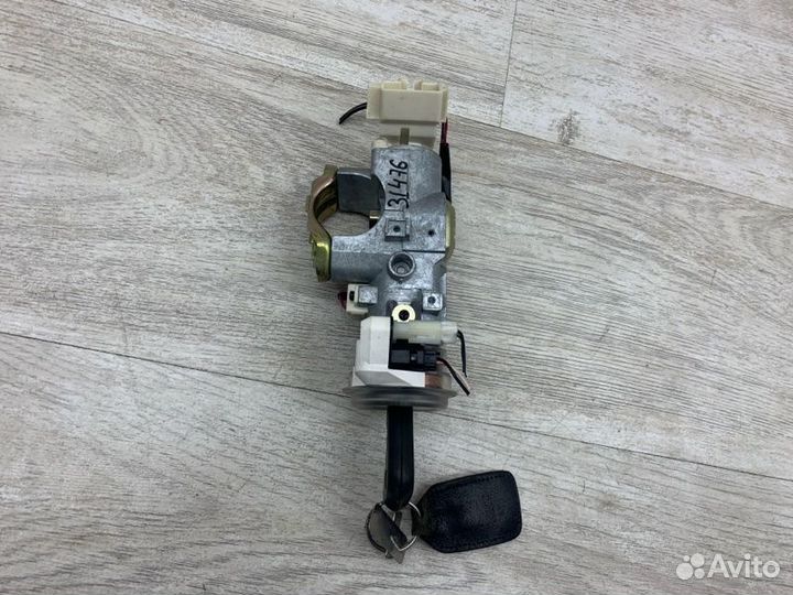 Замок зажигания Subaru Legacy универсал EJ202 2003