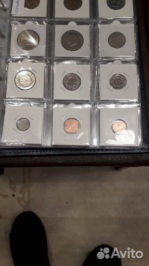 Набор монет Америки, Австралии и Океании в альбоме