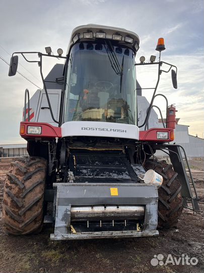 Комбайн Ростсельмаш Vector 410, 2012