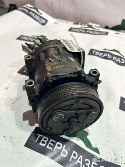 Компрессор кондиционера Jeep Cherokee XJ 4.0