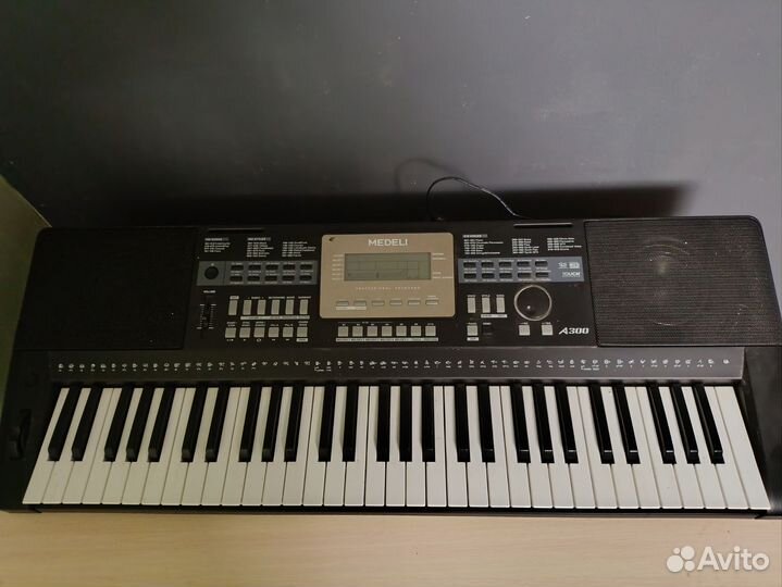 Синтезатор medeli a300