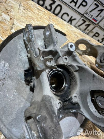 Кулак поворотный задний Audi A5 купе 2.0 2010