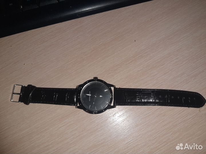 Часы emporio Armani