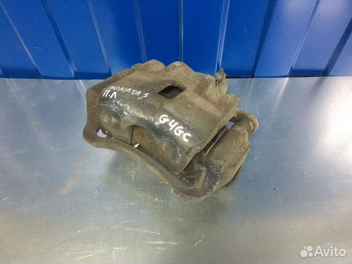 Суппорт передний правый левый Соната 4 (5) 2.0л