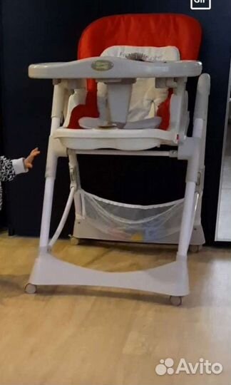 Стульчик для кормления babyton