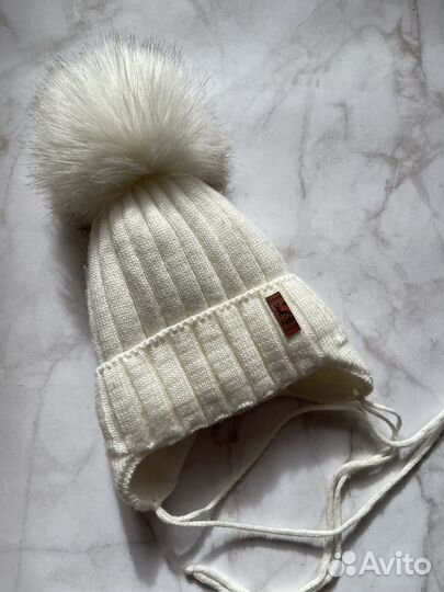 Комплект детских шапок на все сезоны