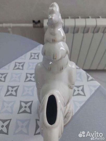 Штоф фарфоровый