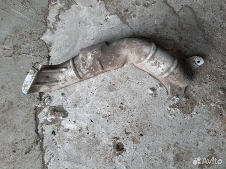 Теплозащитный экран глушителя Renault Kangoo 1