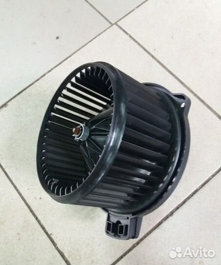 Моторчик печки Kia Rio 3 Hyundai Solaris