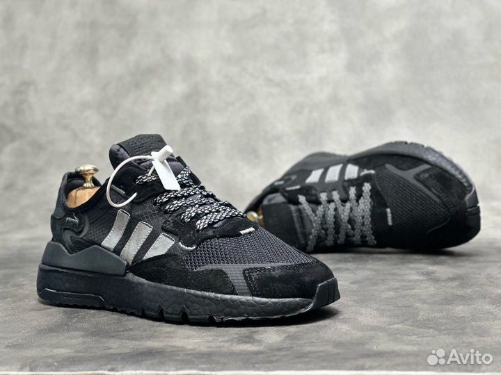 Кроссовки adidass