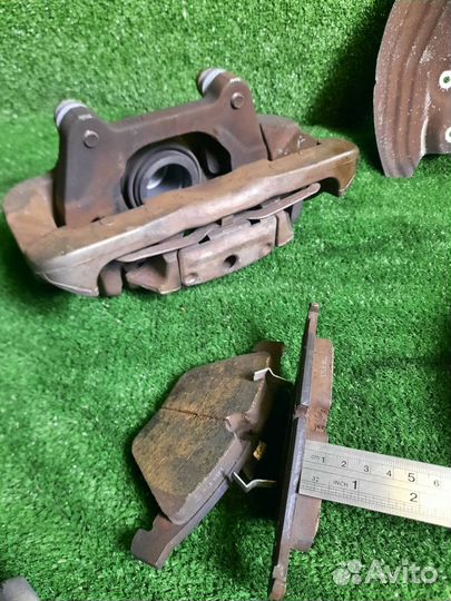 Суппорт / диск тормозной (комплект) Bmw 335I E93