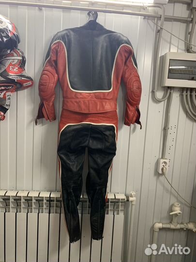 Мотокомбинезон