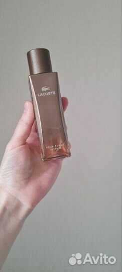 Lacoste pour femme intense