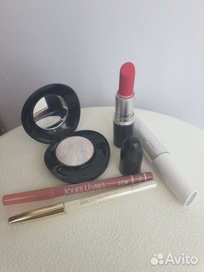 Косметика Mac, Vivienne Sabo, El Corazon