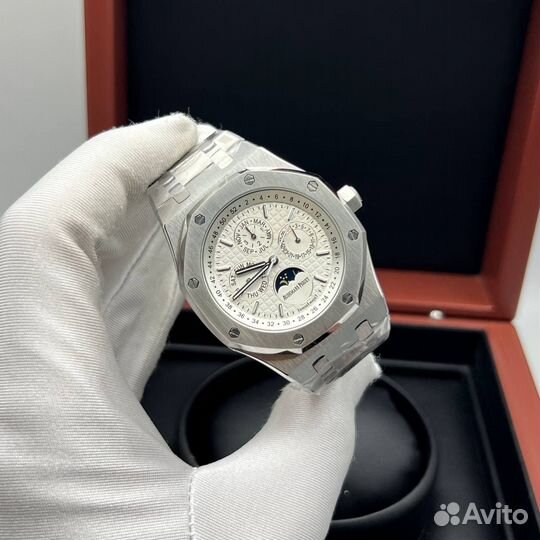 Часы Audemars Piguet Royal Oak Perpetual